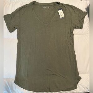 Abercrombie & Fitch T-shirt